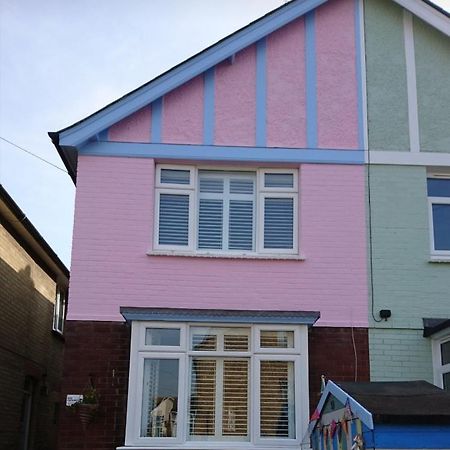 Charming Pink House With Perfect Location Lägenhet Whitstable Exteriör bild